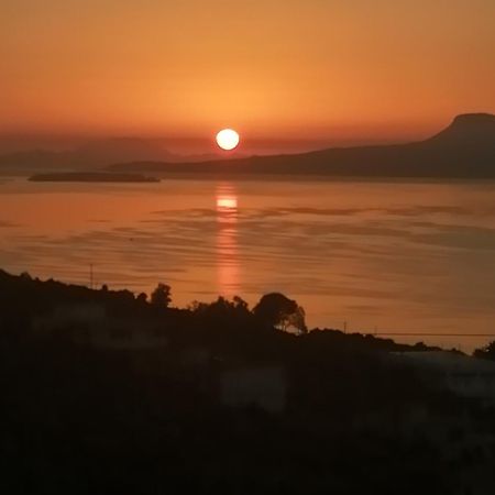 Mondethea Vantage Point Home Chania  ภายนอก รูปภาพ